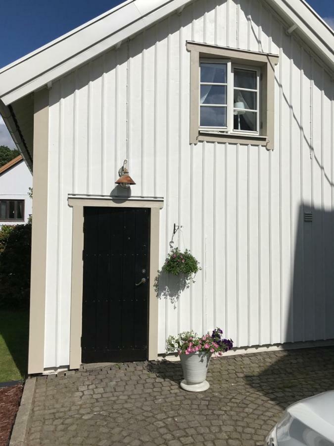 Pia'S House Villa กอเทนเบิร์ก ภายนอก รูปภาพ